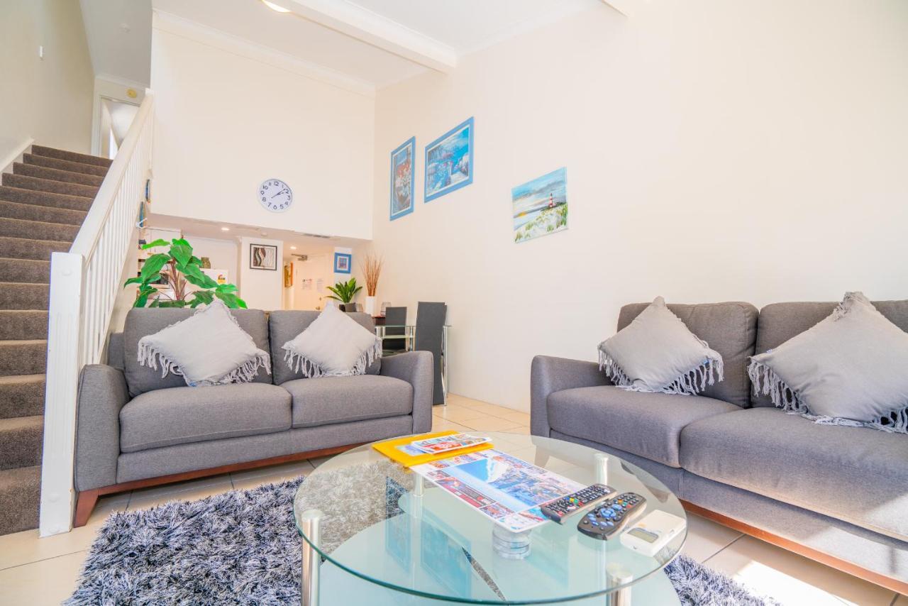 Anacapri Holiday Resort Apartments Surfers Paradise Exterior photo